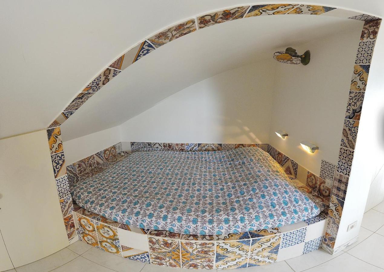Bed & Breakfast Villa Lavanda Noci Exterior foto